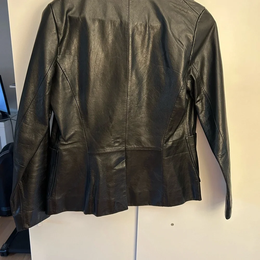 Leather jacket - Picture 5 of 5